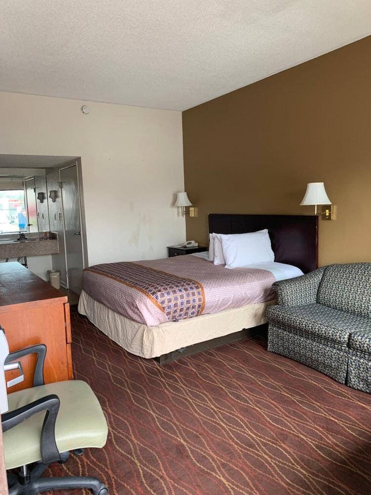 Zainee Inc Budgetel And Hotel