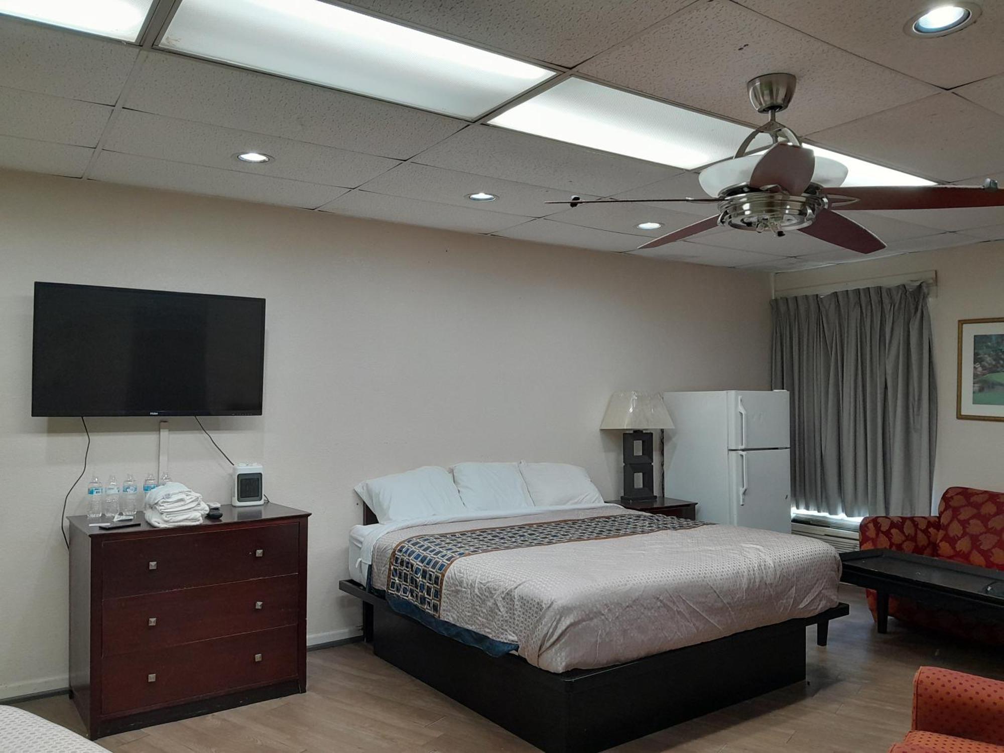Hotel Zainee Inc Budgetel And Augusta