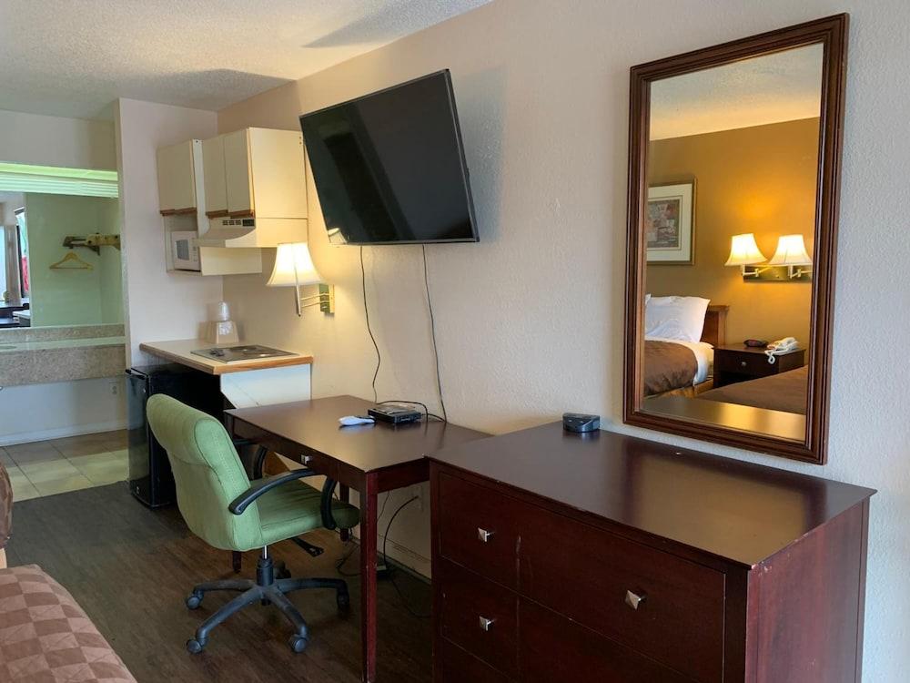 Zainee Inc Budgetel And Hotel