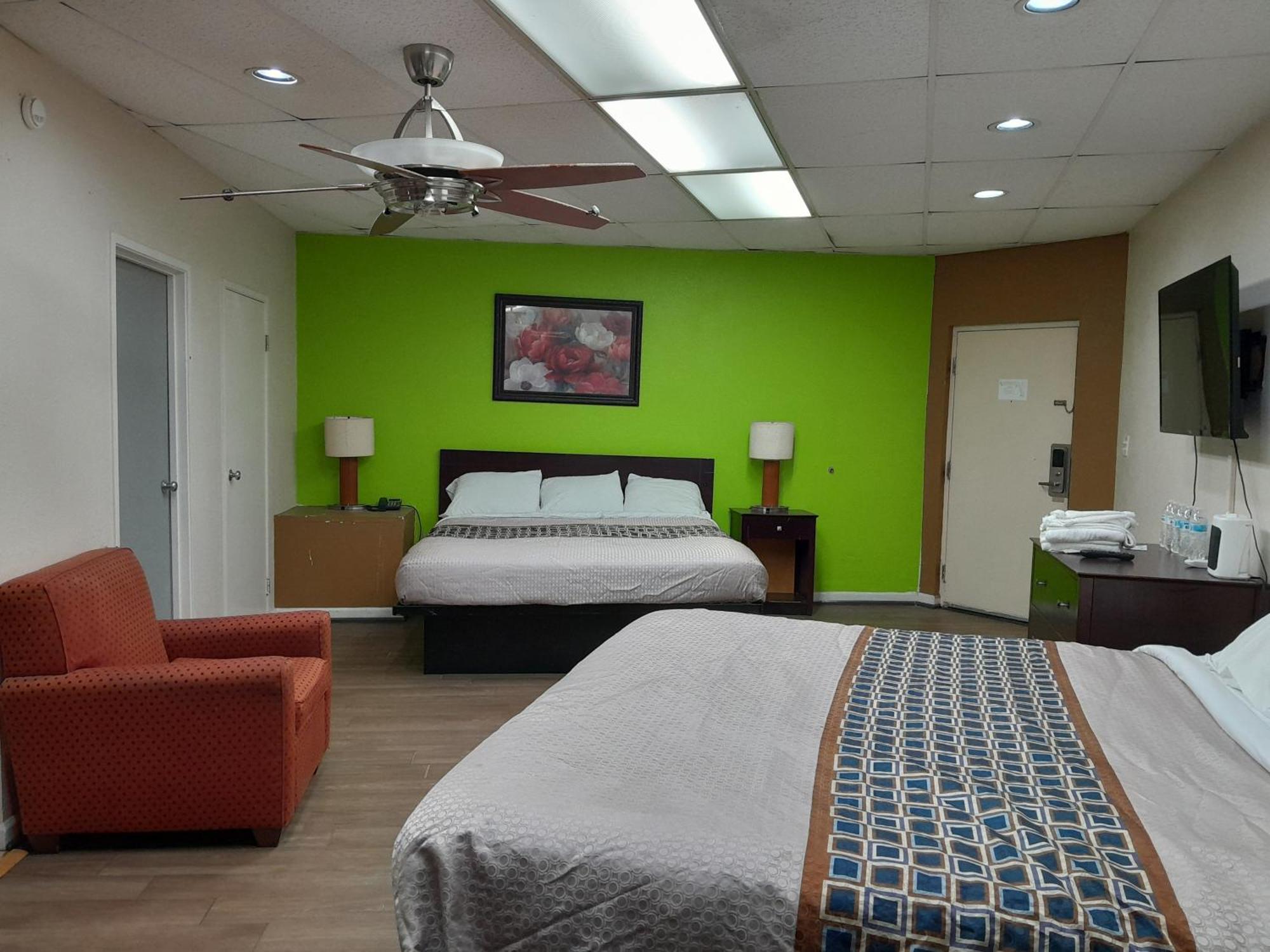 Zainee Inc Budgetel And Hotel Augusta