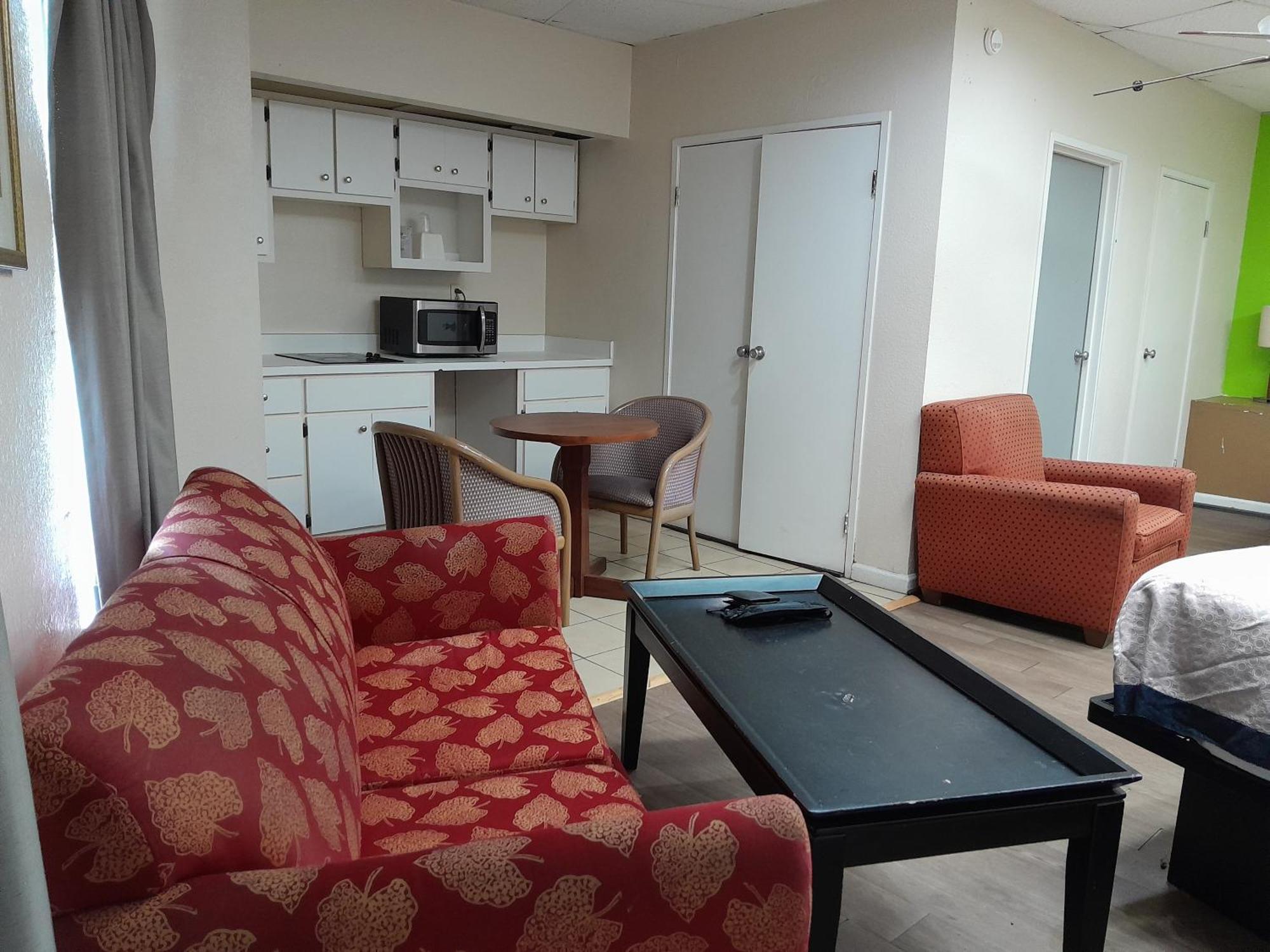 Hotel Zainee Inc Budgetel And Augusta