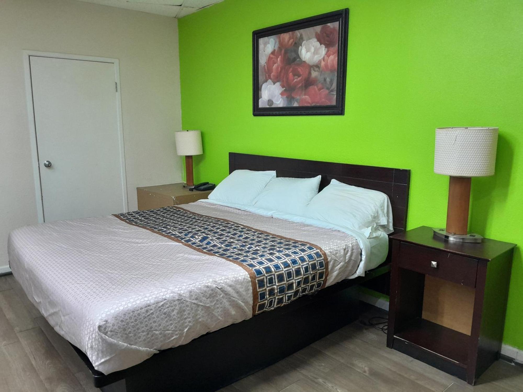 Hotel Zainee Inc Budgetel And 2*