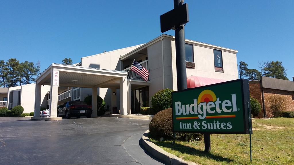 Zainee Inc Budgetel And